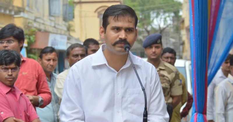 Vikram Singh Mallik IAS Officer Wiki ,Bio, Profile, Unknown Facts and Family Details revealed